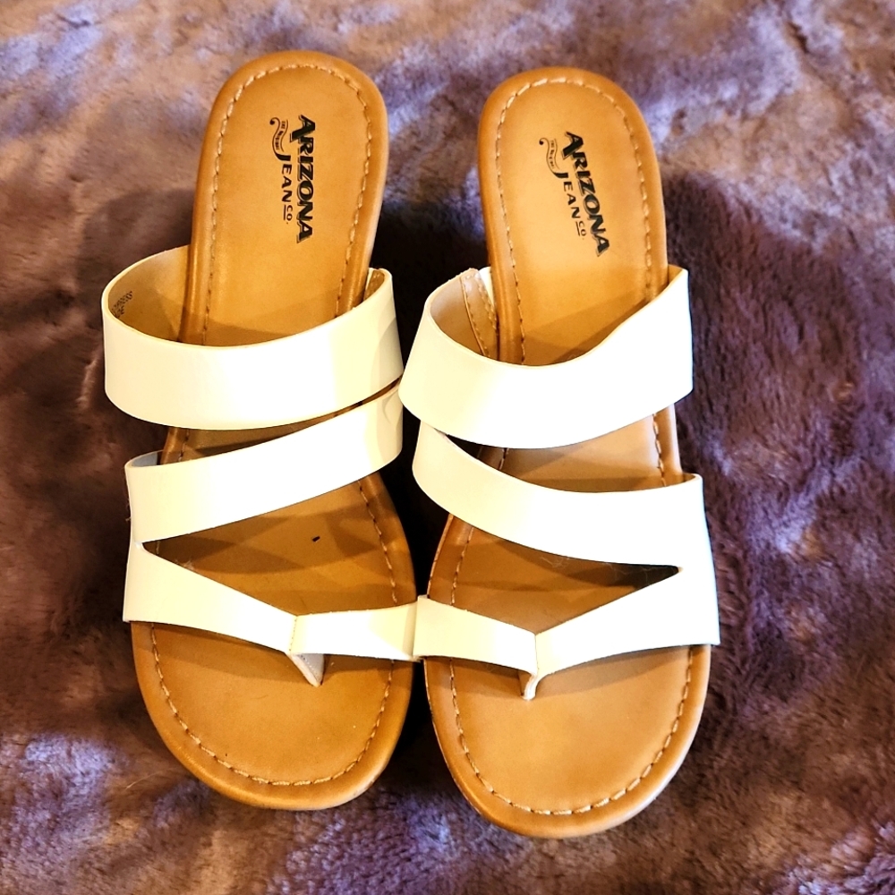 Wedge heels